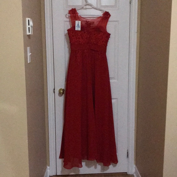 Dress - Picture 3 of 4